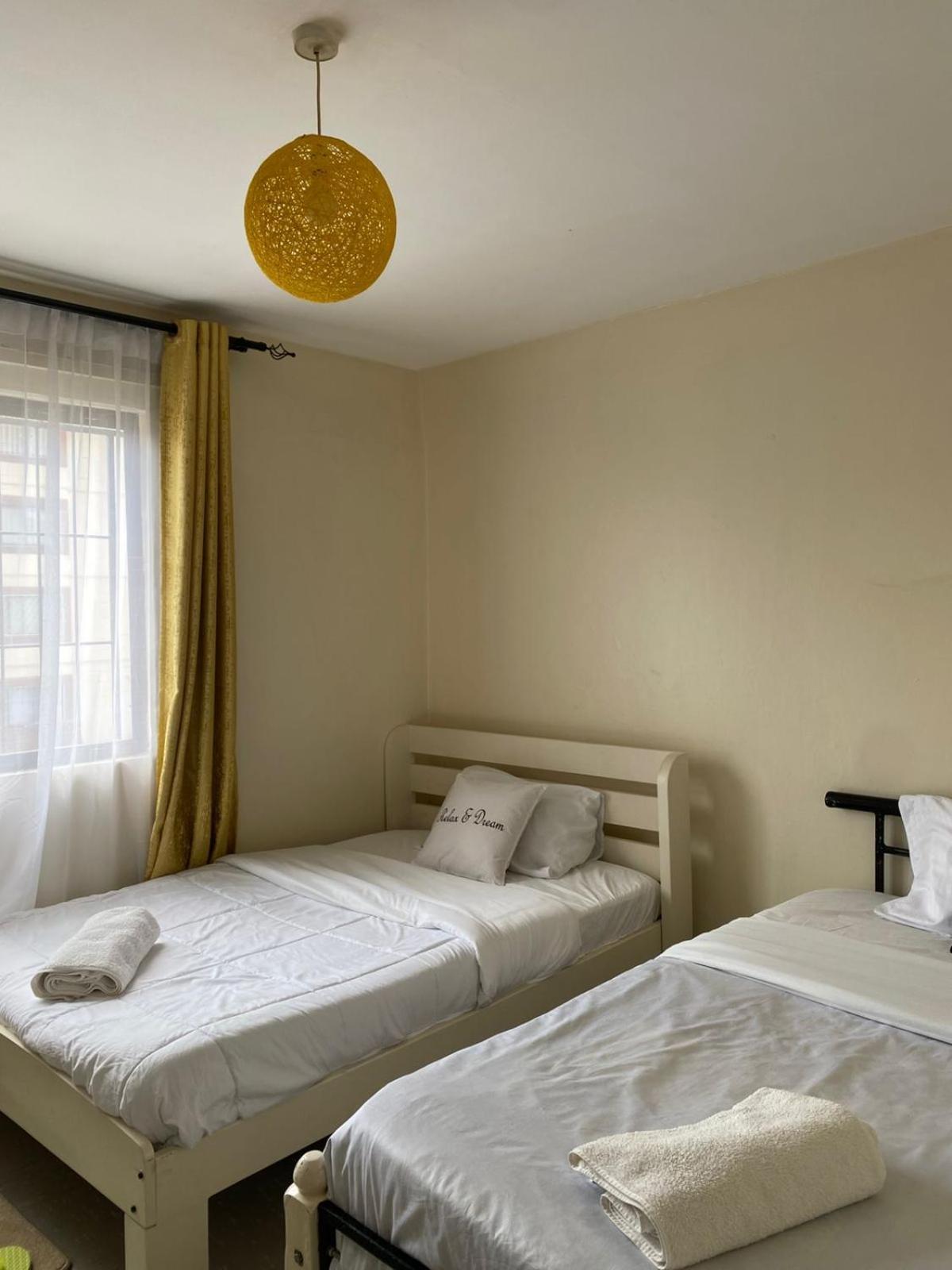 Homes By Val Nairobi Extérieur photo
